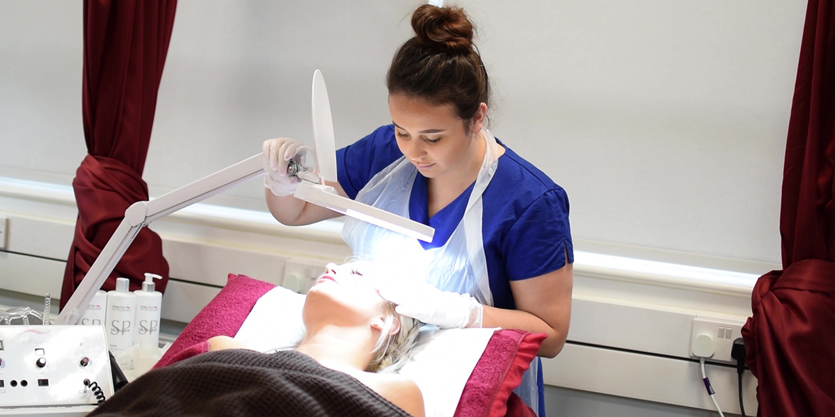 Riverside-College-Nursing-Aesthetics-Course- Riverside-College-Nursing-Aesthetics-Course-
