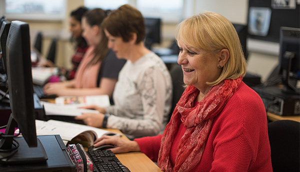 Adult Computing & IT Courses at Riverside College