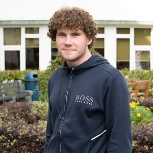 Lloyd Hughes